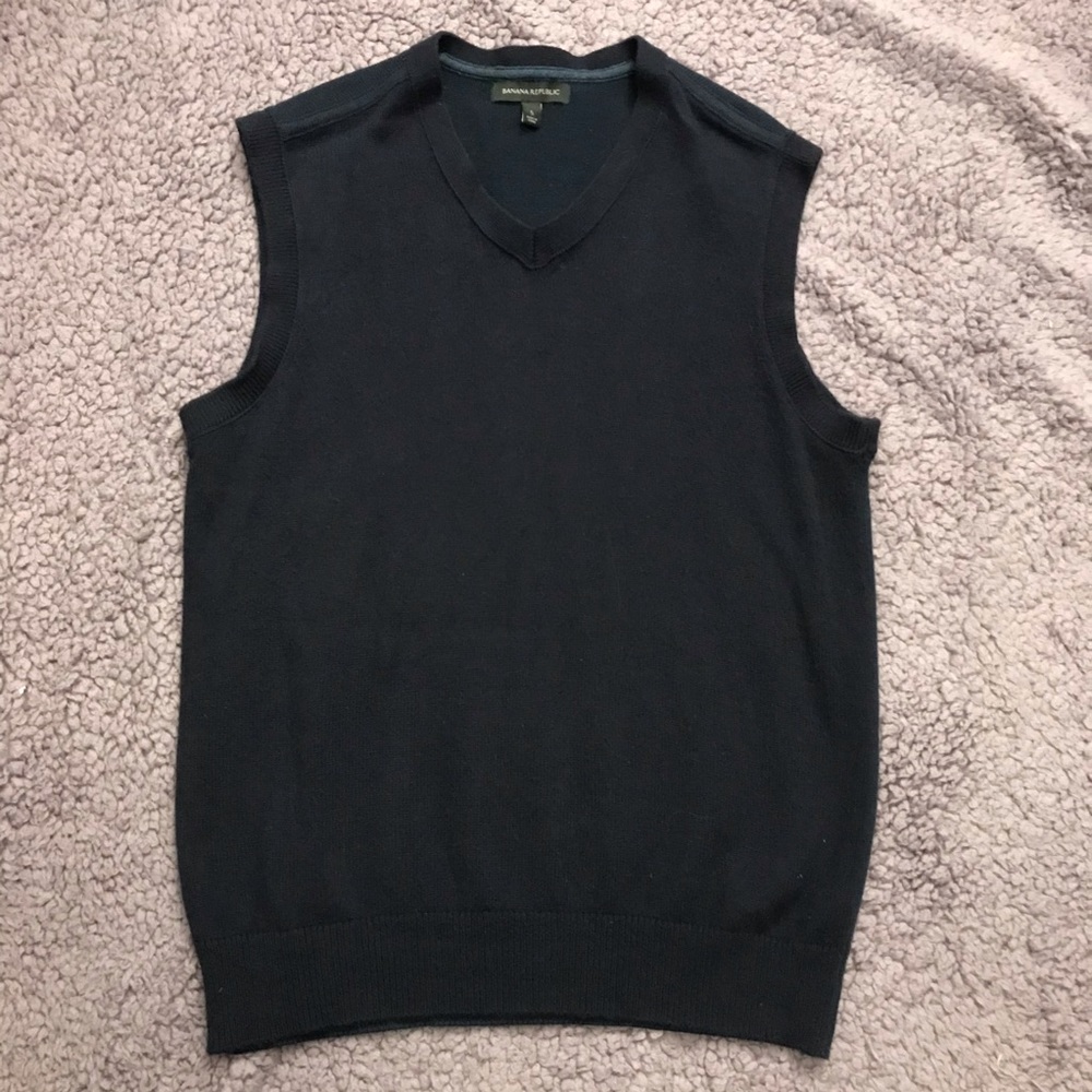 Banana Republic navy blue v-neck sweater vest